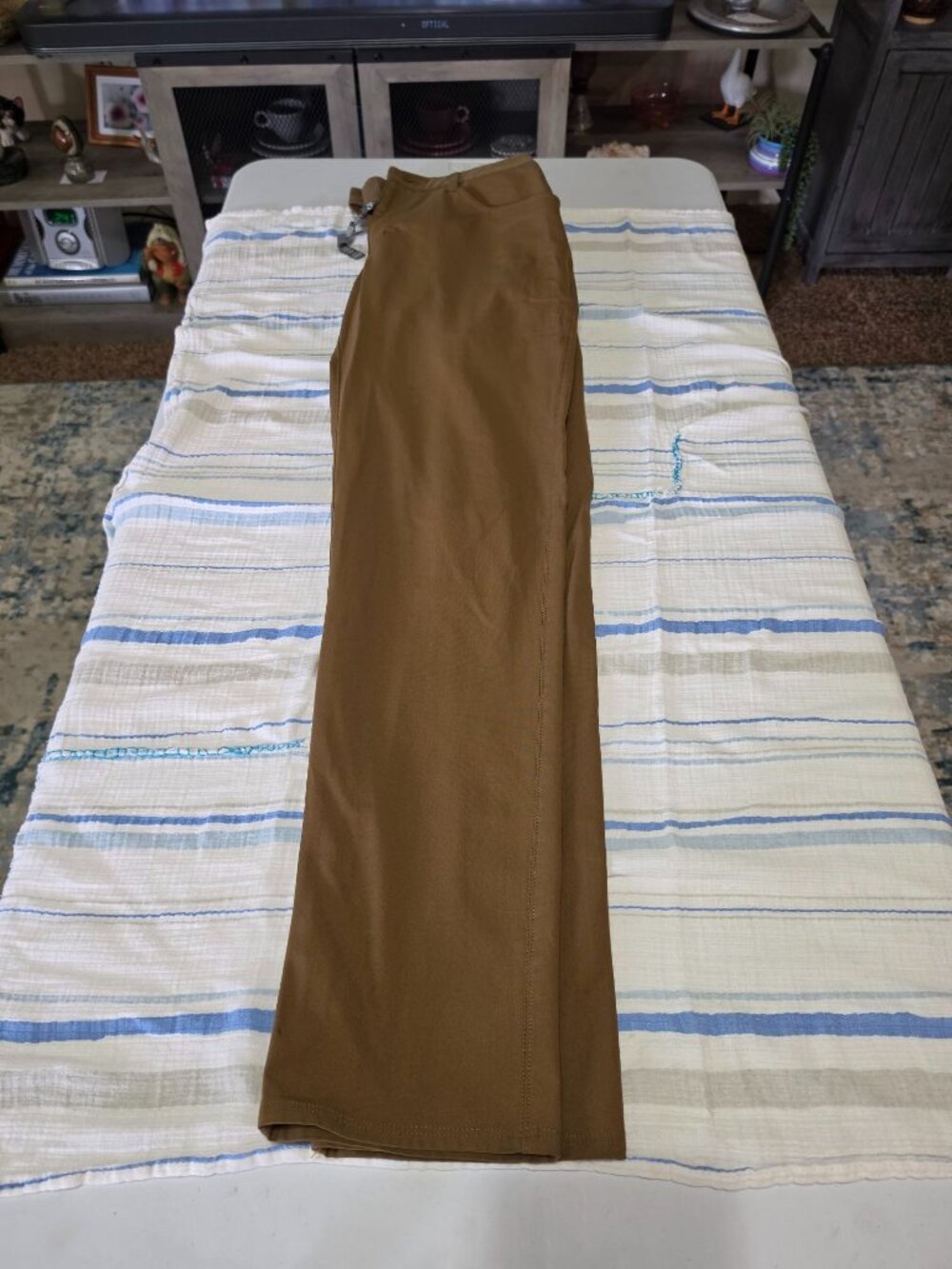 Vuori Meta Pants – Size 30 – Walnut Brown